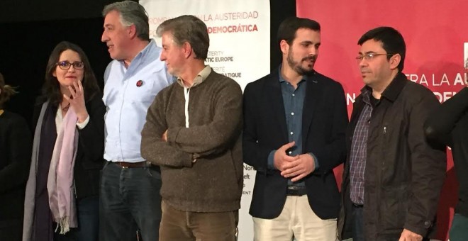 Parte de los ponentes del foro de la iniciativa Plan B