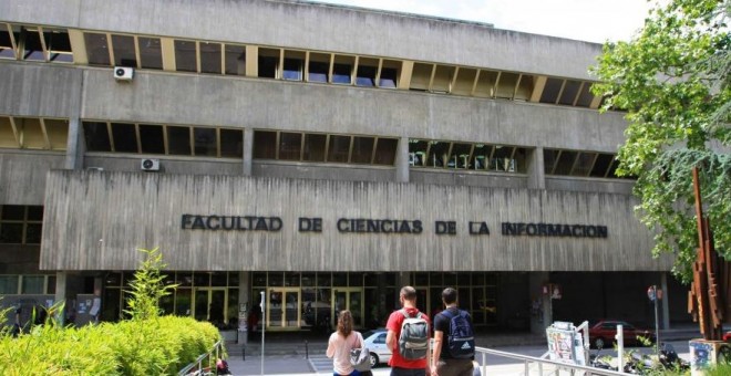 El edificio de la Facultad de Ciencias de la Información de la Universidad Complutense de Madrid.