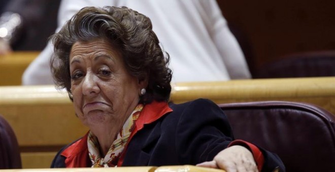 Rita Barberá, exalcaldesa de Valencia, en su escaño en el Senado. EFE/Kiko Huesca