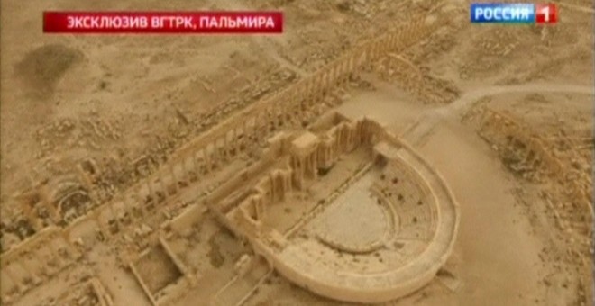 Vista aérea del Teatro Romano de Palmira, de un video de RURTR difundido este sábado. REUTERS/RURTR