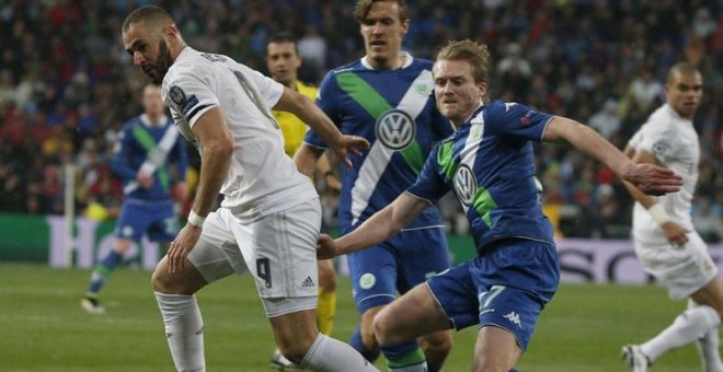 Benzema, durante el partido de vuelta contra el Wolfsburgo. EFE/J. J. Guillén