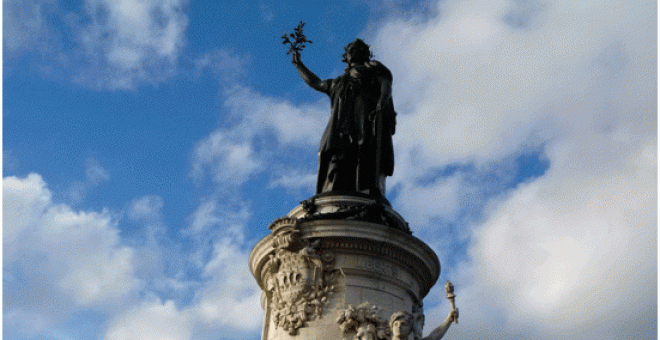 Estatua de la Marianne, París.