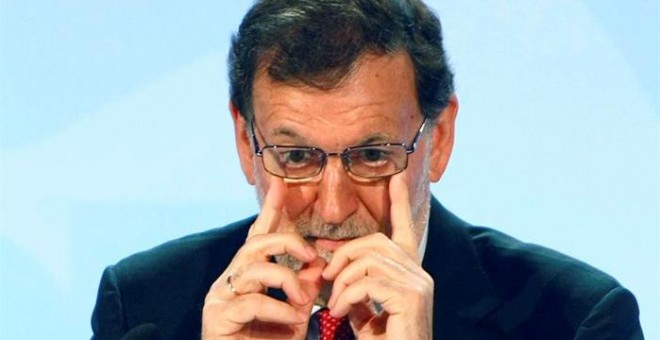 El presidente del Gobierno en funciones, Mariano Rajoy, durante la clausura de una conferencia con todos los portavoces parlamentarios de su partido en España y que ha tenido lugar en Alicante. EFE/Morell