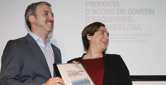 La alcaldesa de Barcelona, Ada Colau, con Jaume Collboni (PSC) presentando el preacuerdo./ EP