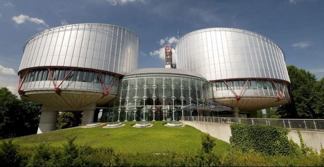 Fachada de la sede del Tribunal Europeo de Derechos Humanos (TEDH), con sede en Estrasburgo (Francia). (Michel Christen / EFE)