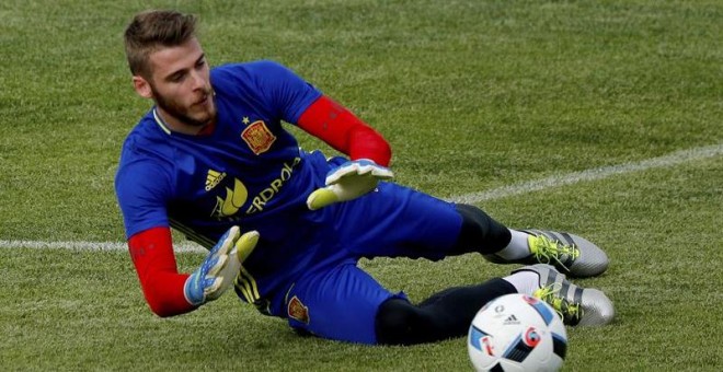 De Gea durante el entrenamiento de ayer con la selección española. /EFE