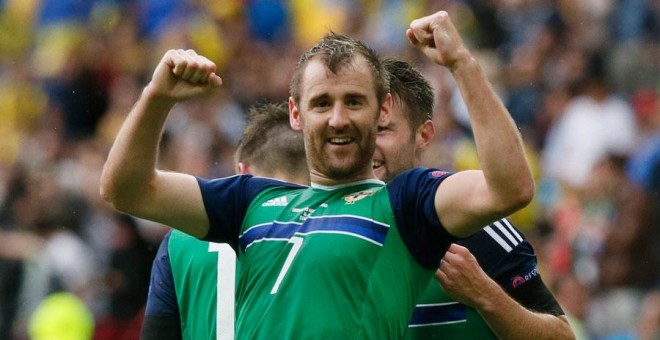 McGinn celebra su gol a Ucrania en la Eurocopa. REUTERS/ Robert Pratta