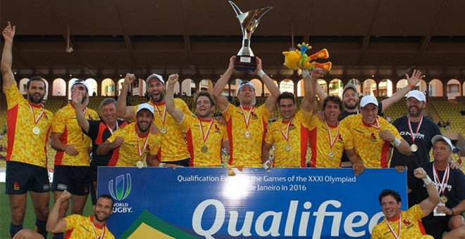 La selección española de rugby 7 celebra su clasificación para Río.