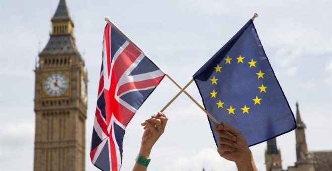 La UE activaría el estatus especial para el Reino Unido si no hay Brexit. EFE