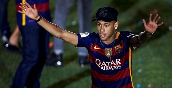El Barça asegura que el fichaje de Neymar costó 19,3 millones de euros y fue una 'operación excepcional'. EFE