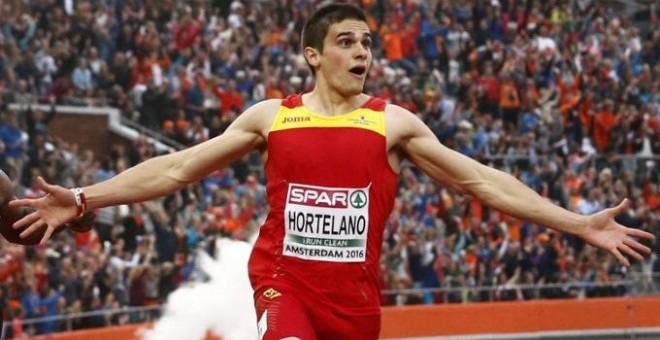 Bruno Hortelano celebrando su victoria en la final de los 200 metros del Europeo de atletismo. /AFP