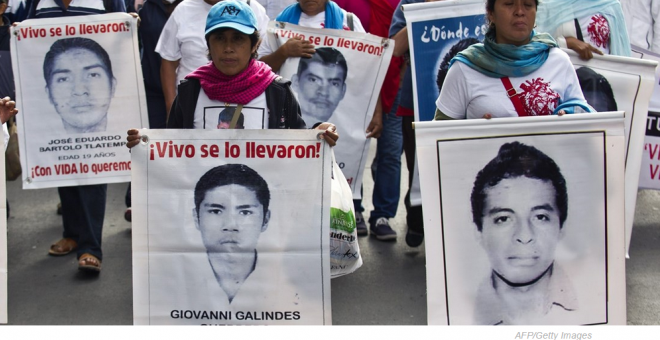 una manifestación de los familiares de los 43 estudiantes desaparecidos en el estado de Guerrero, en México.- AMNISTÍA INTERNACIONAL