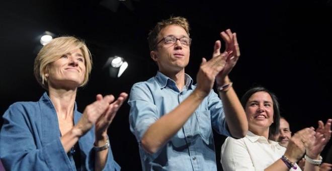 Pili Zabala y Errejón, en un mitin en Vitoria hace unos días. EFE/David Aguilar