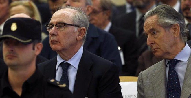 Miguel Blesa, expresidente de Caja Madrid y Rodrigo Rato, de Bankia, durante el juicio de las tarjetas opacas, en el que prestarán declaración este viernes/EFE