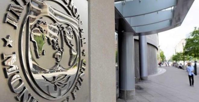 Los miembros del FMI que se encuentran en España finalizarán el informe anual cuando se forme el nuevo Gobierno. / EFE