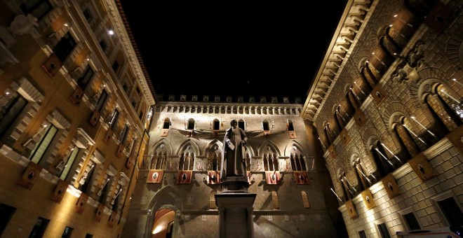 Sede del Monte dei Paschi, el banco más antiguo del mundo fundado en 1472, en la ciudad italiana de Siena. REUTERS/Stefano Rellandini