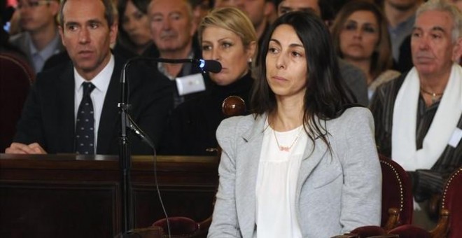 La policía local Raquel Gago, una de las tres acusadas por el crimen de la presidenta de la Diputación de León, Isabel Carrasco. EFE