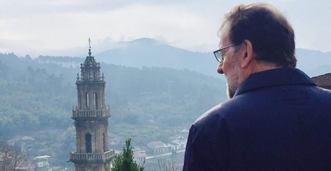 El presidente del Gobierno, Mariano Rajoy, en la comarca de O Ribeiro, en Pontevedra, donde se encuentra pasando sus vacaciones navideñas. Imagen: Twitter de Mariano Rajoy