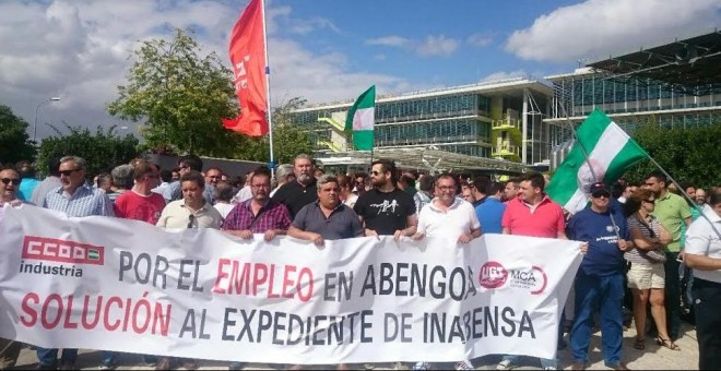 Concentración en contra del ERE de Inabensa y por el empleo en Abengoa