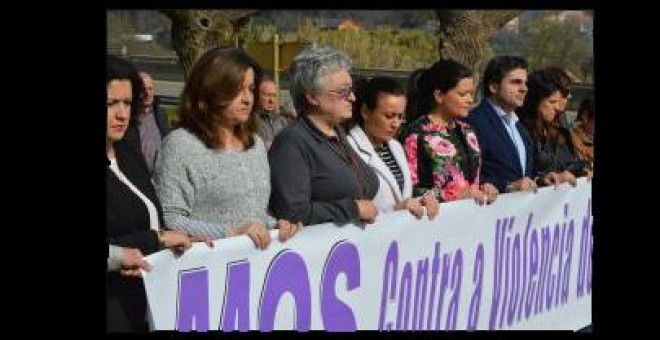 El consistorio ha decretado un minuto de silencio por la víctima / Ayuntamiento de Mos