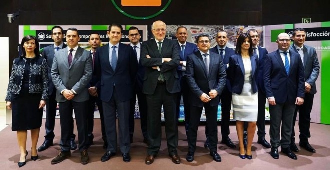 El presidente de Mercadona, Joan Roig, con los directivos del grupo en la presentación de los resultados de Mercadona. E.P.