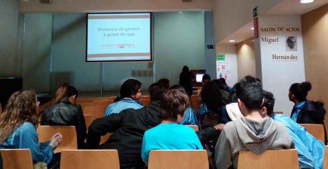 Charla-debate 'Violencia de género a golpe de app', organizada por Pasaporte Digital.