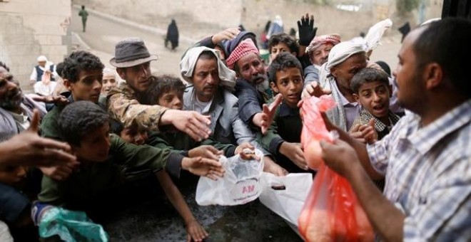 La contradictoria labor humanitaria de EEUU y Reino Unido en Yemen, según Amnistía / REUTERS