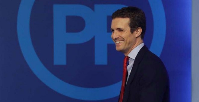 El vicesecretario general del Partido Popular, Pablo Casado, durante la rueda de prensa posterior a la reunión del Comité Ejecutivo nacional del partido consevador. | BALLESTEROS (EFE)