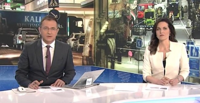 El telediario de TVE ignora el desarme de ETA hasta el minuto 15.