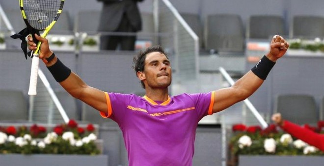 El tenista español Rafael Nadal, celebra su victoria durante el partido frente al italiano Fabio Fognini. /EFE