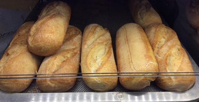 Panaderos piden a la RAE que suprima el refrán 'pan con pan comida de tontos' / EUROPA PRESS