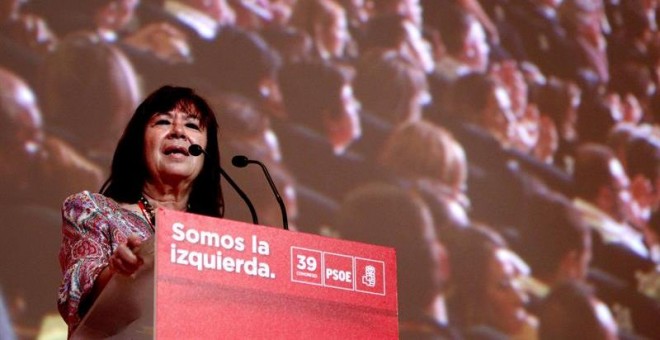 La nueva presidenta del PSOE, Cristina Narbona, interviene ante el plenario del 39º Congreso Federal del PSOE. /EFE