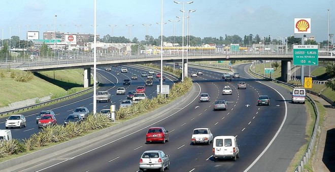 Autopista Buenos Aires-Luján, operada por Abertis.