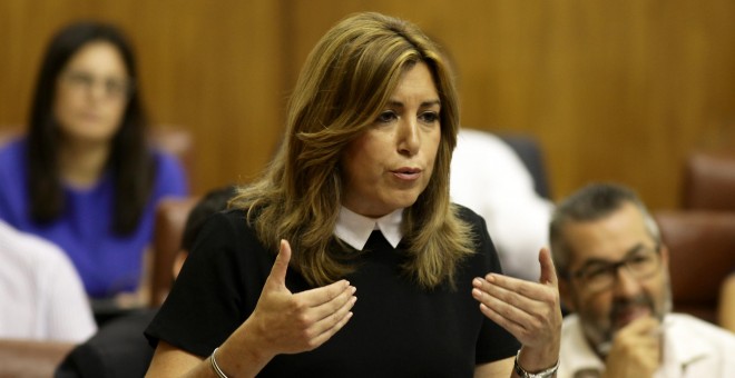 La presidenta de la Junta, Susana Díaz, responde a las preguntas en la sesión de control en el Parlamento andaluz