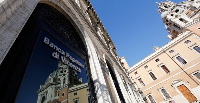 Una oficina de Banca Popolare di Vicenza en Roma.  REUTERS/Alessandro Bianchi