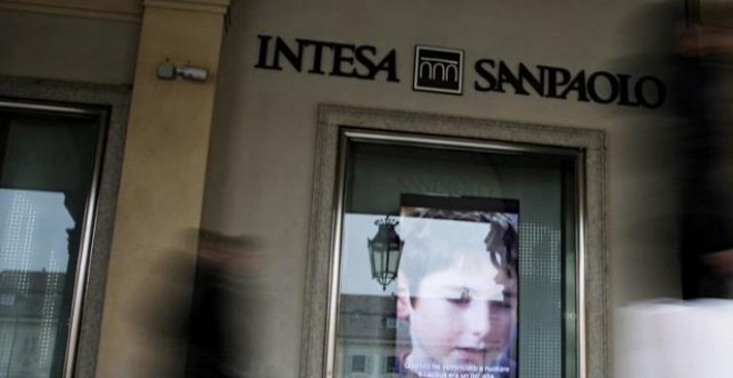 La sede del banco Intesa SanPaolo en Turín. AFP/Marco Bertorello