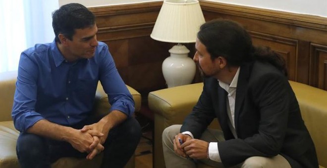 Pedro Sánchez y Pablo Iglesias. EFE