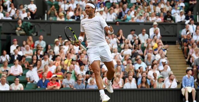 Nadal celebra su victoria ante Donald Young en Wimbledon. /REUTERS