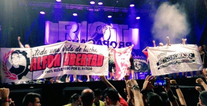 Riot Propaganda, en las Fiestas del Carmen de Puente de Vallecas. / @ERGUIDAENRUINAS (TWITTER)