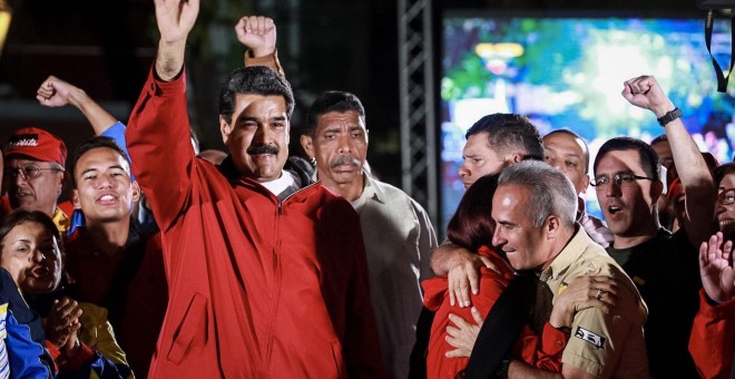 El presidente de Venezuela, Nicolás Maduro, celebrando los resultados de las elecciones del domingo, 30 de julio. EFE/Nathalie Sayago