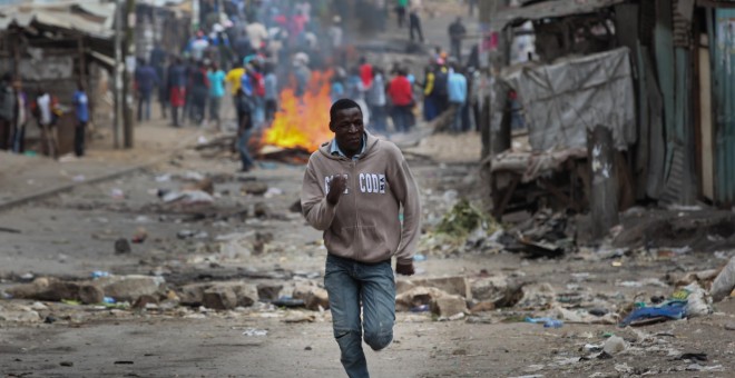Disturbios en Kenia tras conocerse el resultado electoral.EFE/Daniel Irungu