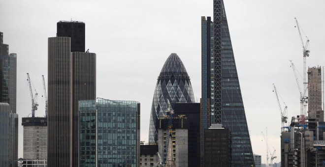 Vista del 'skyline' del distrito financiero de Londres, visto desde la Catedral de San Pablo REUTERS/Neil Hall/File Photo