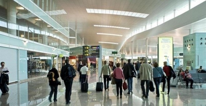Foto de archivo del aeropuerto El Prat / EUROPA PRESS
