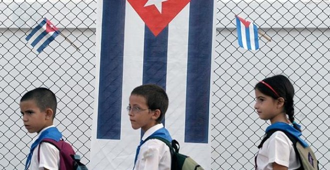 La fachada de un colegio de Cuba / Enrique De La Osa - REUTERS