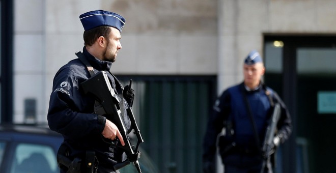 Fotografía de un policía belga. / Reuters