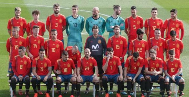 La selección española ha entrenado este miércoles en Madrid y ha posado con la nueva equipación para la Copa del Mundo de 2018 / EUROPA PRESS