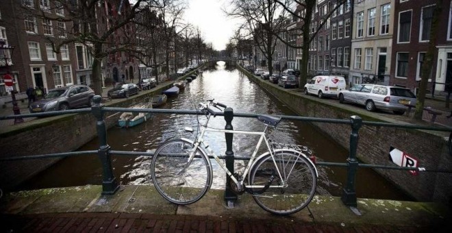 Un canal en Amsterdam.- EFE