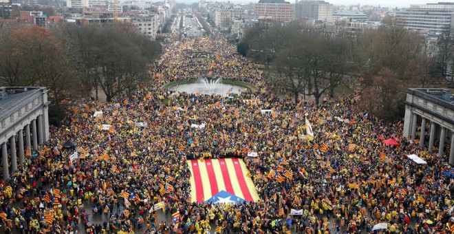 Vista de la manifestación convocada en Bruselas por ANC. REUTERS/Francois Lenoir