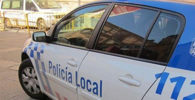 Un coche de la Policía Local.  Radio Palencia