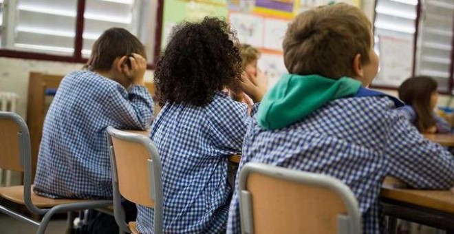 Un grupo de niños en la escuela.- EFE